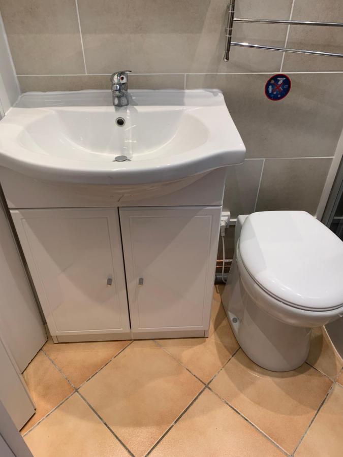 Joli Studio Tout Confort Avec Toutes Commodites Vaulx-en-Velin Exterior foto